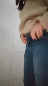 爱上了放尿