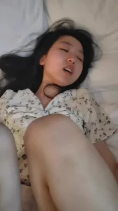 极品小母狗，完整版已上传至电报群